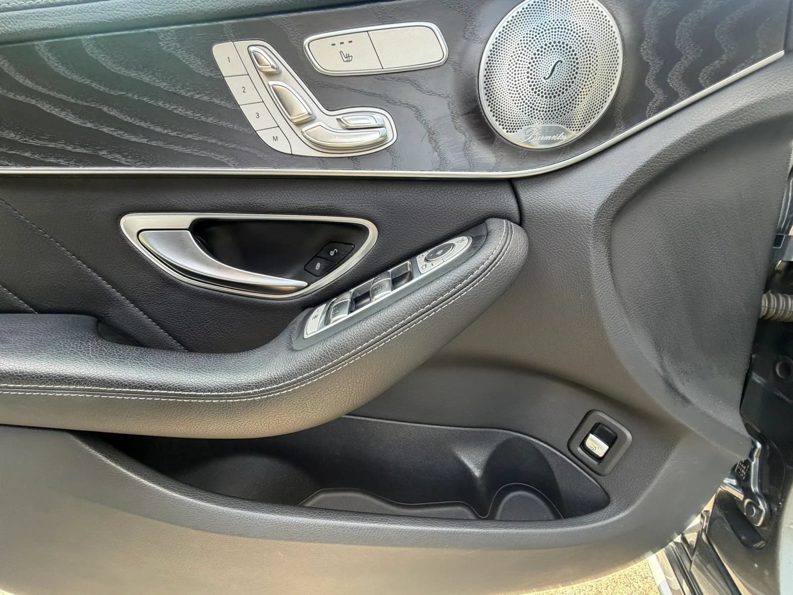 Used 2017 Mercedes-Benz C 300 Sedan w/ Premium 2 Package image 18