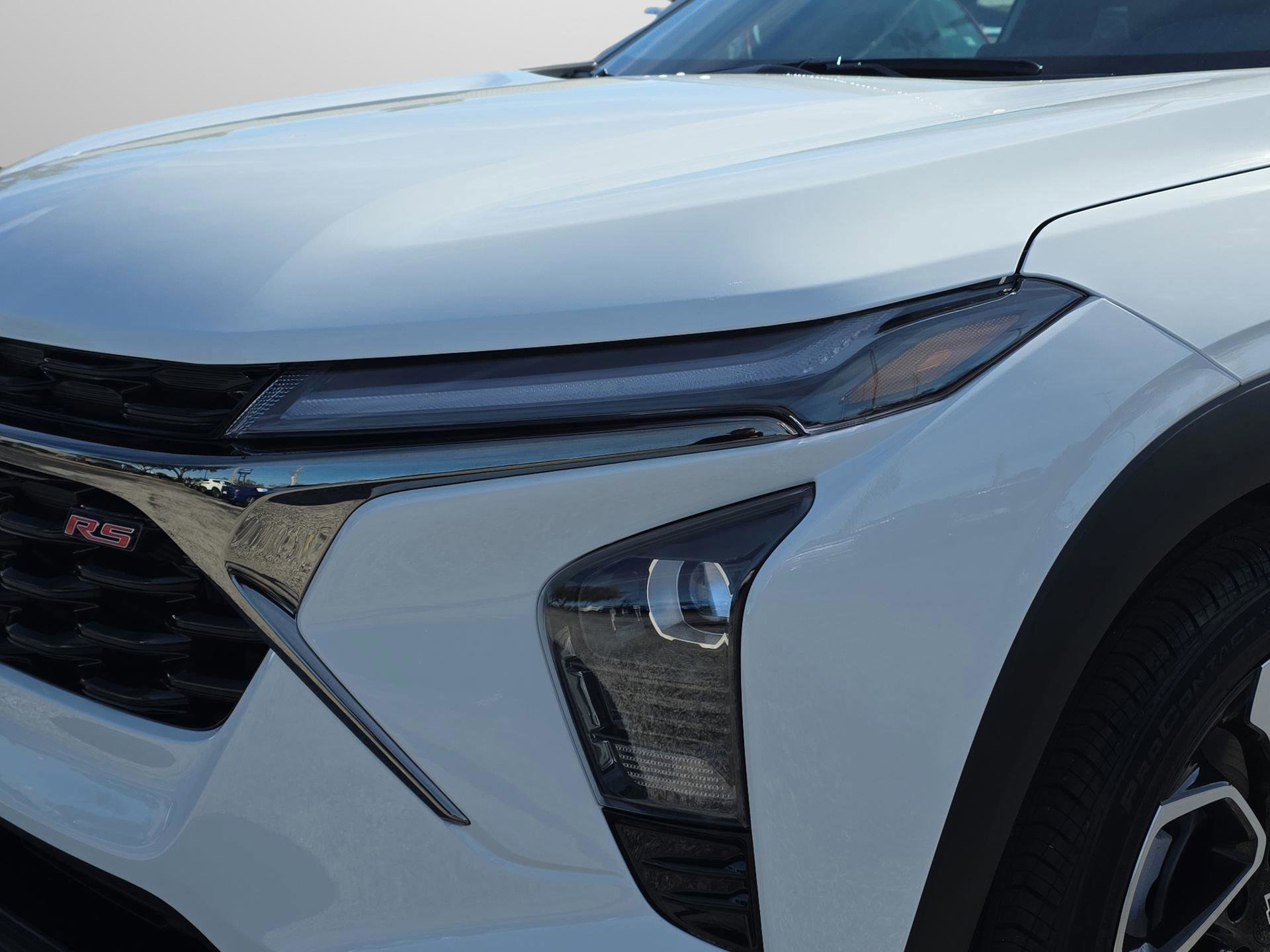 New 2026 Chevrolet Trax RS w/ Sunroof Package image 6