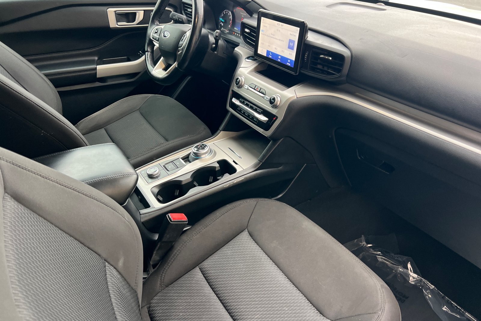 Used 2022 Ford Explorer XLT AWD/4WD image 20
