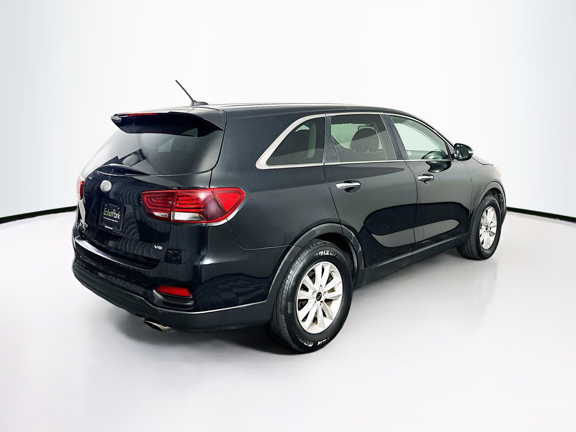 Used 2019 Kia Sorento LX image 9