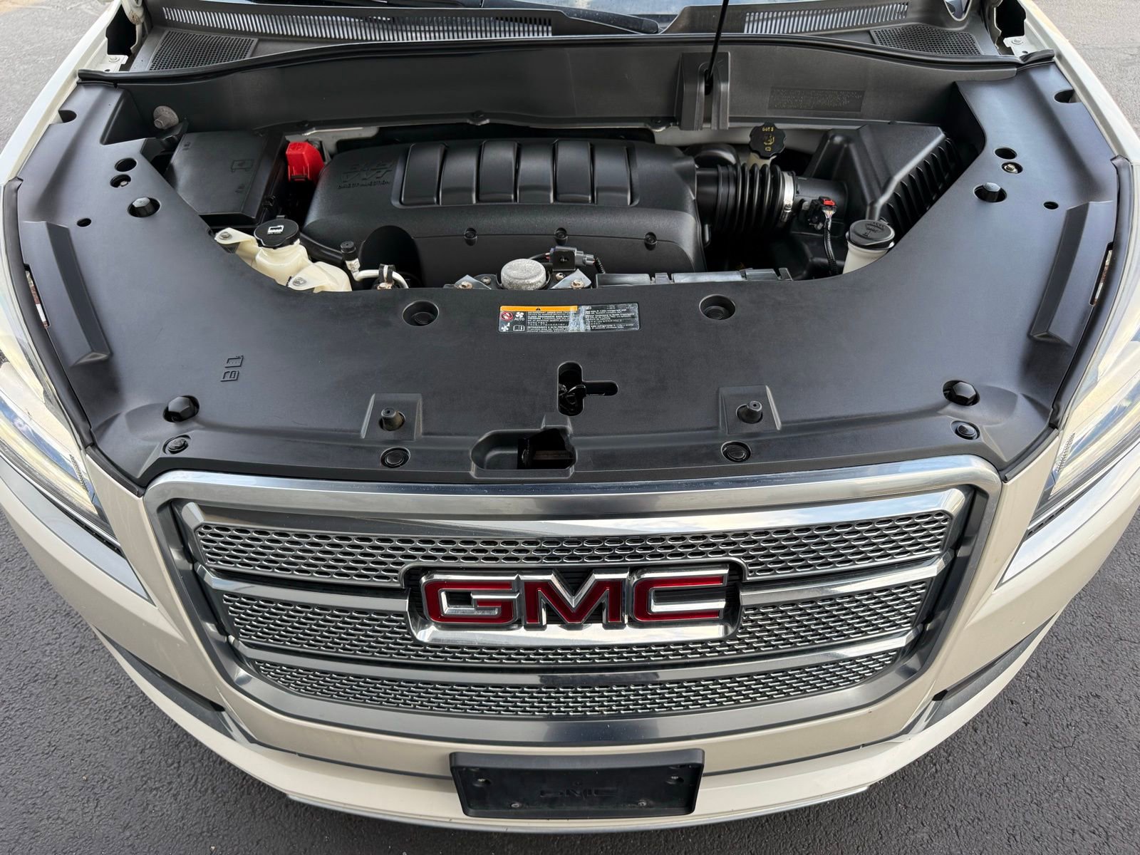 Used 2015 GMC Acadia Denali image 42