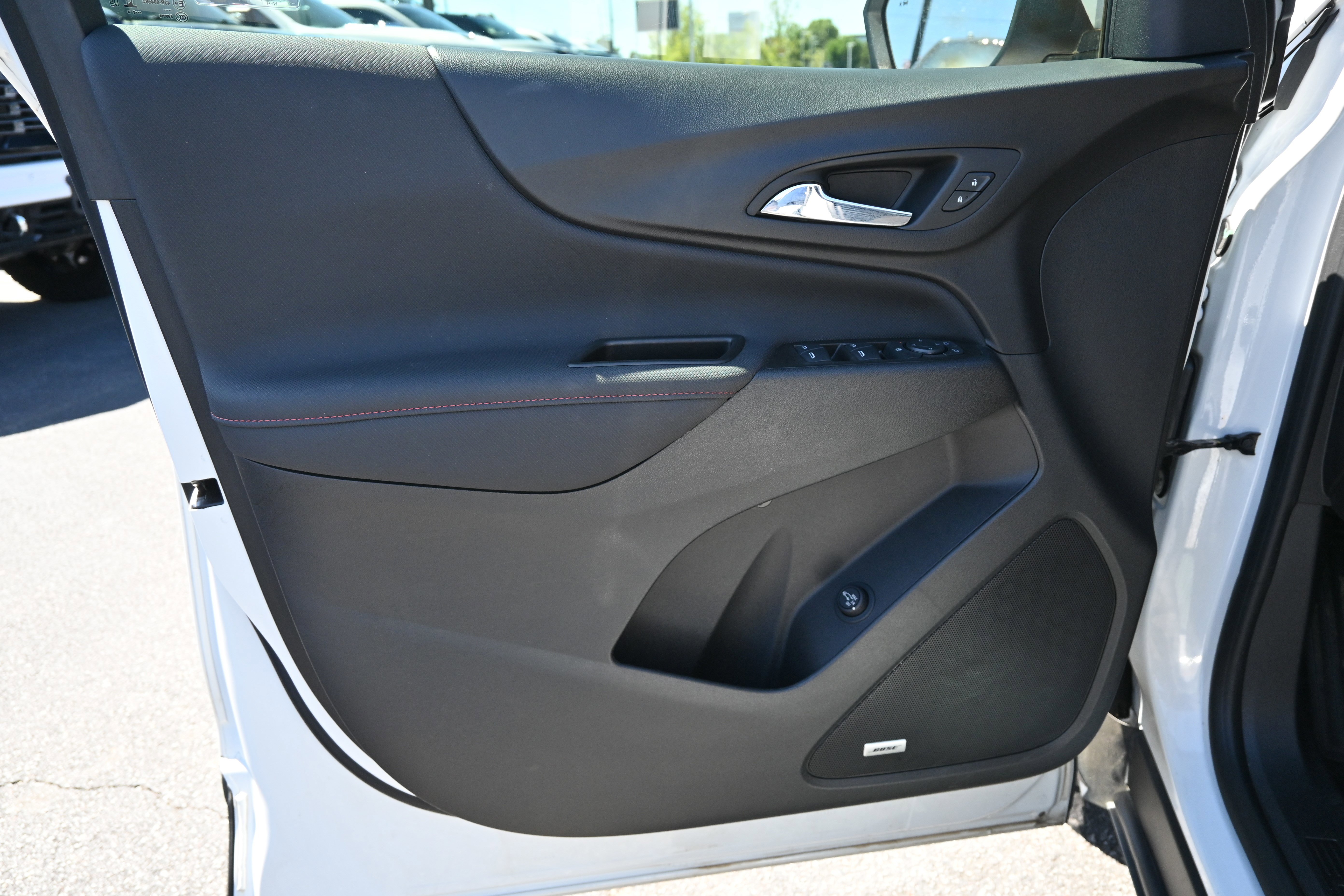 Used 2024 Chevrolet Equinox RS w/ RS Leather Package FWD image 14