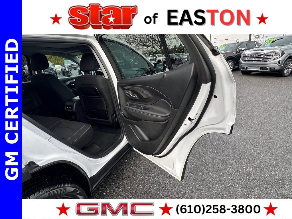 Certified 2022 GMC Terrain SLE w/ Driver Convenience Package image 16