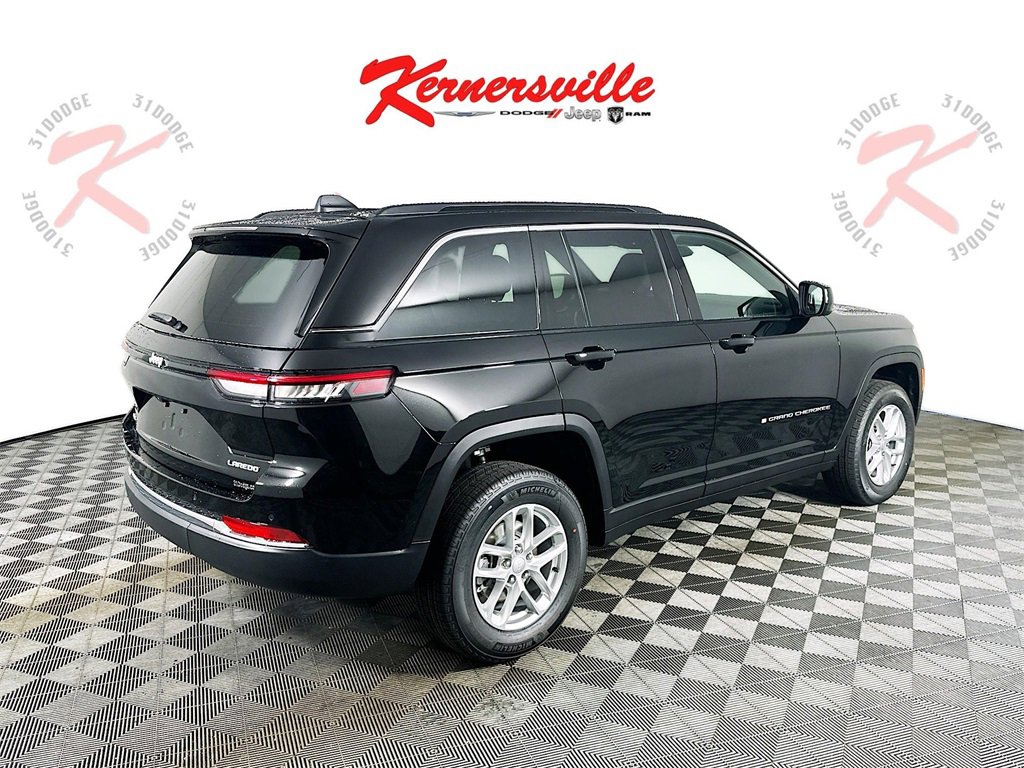 New 2025 Jeep Grand Cherokee Laredo X image 7