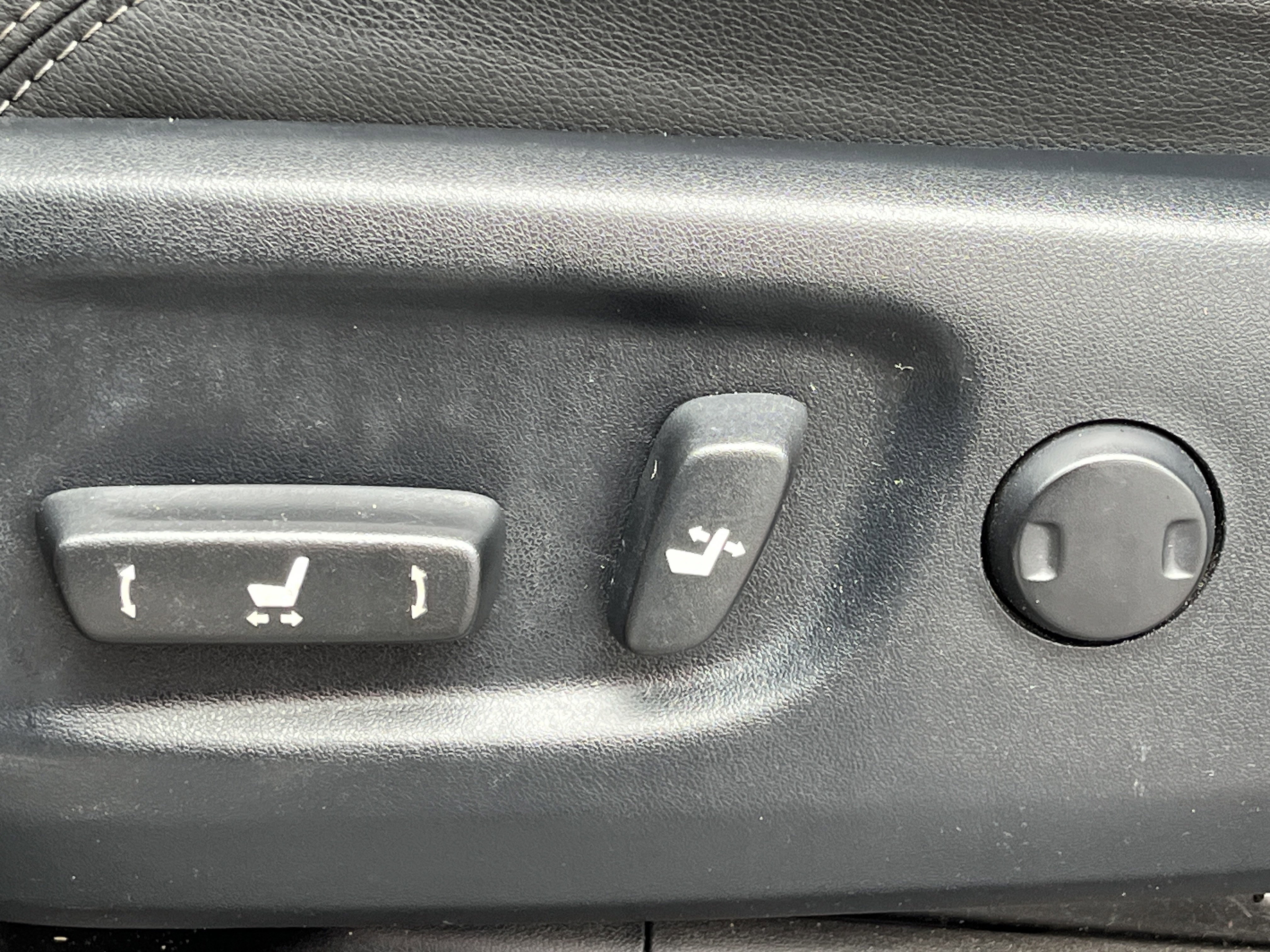 Used 2019 Toyota 4Runner SR5 Premium image 17