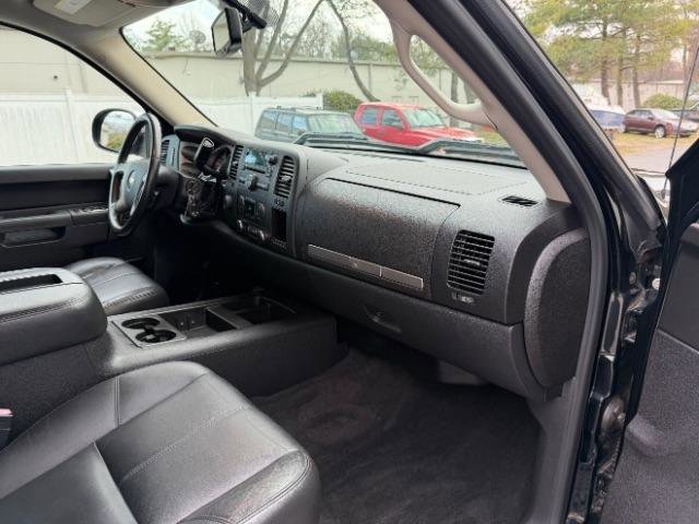 Used 2011 Chevrolet Silverado 1500 LT w/ All-Star Edition image 28