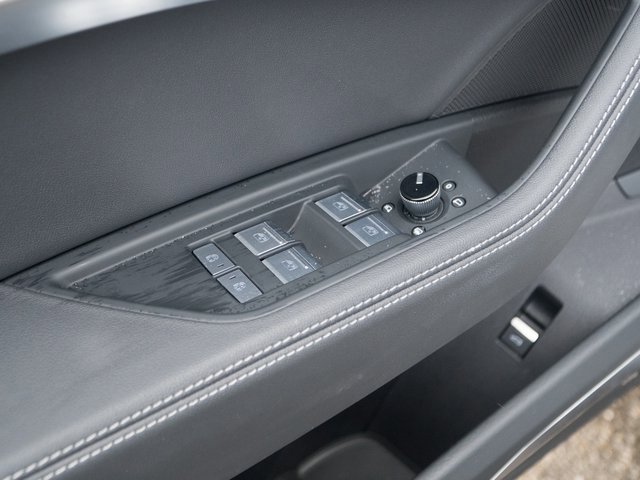 Certified 2024 Audi Q8 e-tron Premium Plus w/ Premium Plus Package image 15