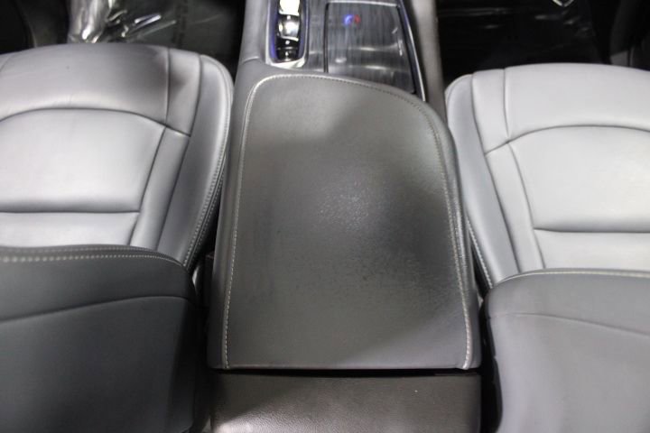 Used 2024 Buick Enclave Essence w/ Experience Buick Package FWD image 34
