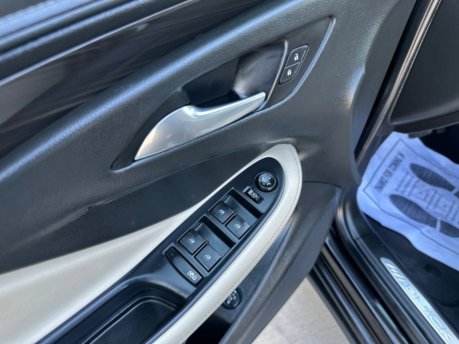 Used 2020 Buick Envision Preferred FWD image 11