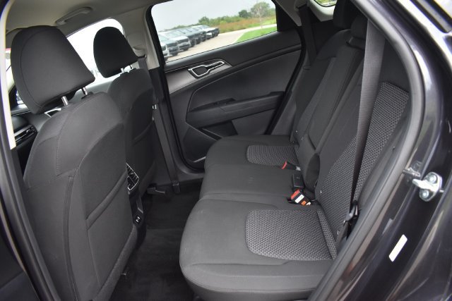 New 2026 Kia Sportage LX w/ LX Convenience Package AWD/4WD image 18