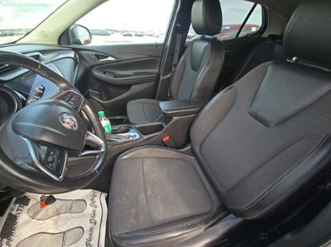 Used 2020 Buick Encore GX Preferred w/ Cold Weather Comfort Package FWD image 14