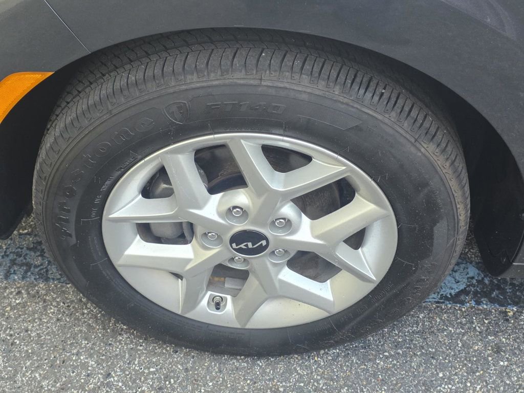 Used 2023 Kia Soul LX w/ LX Technology Package image 27