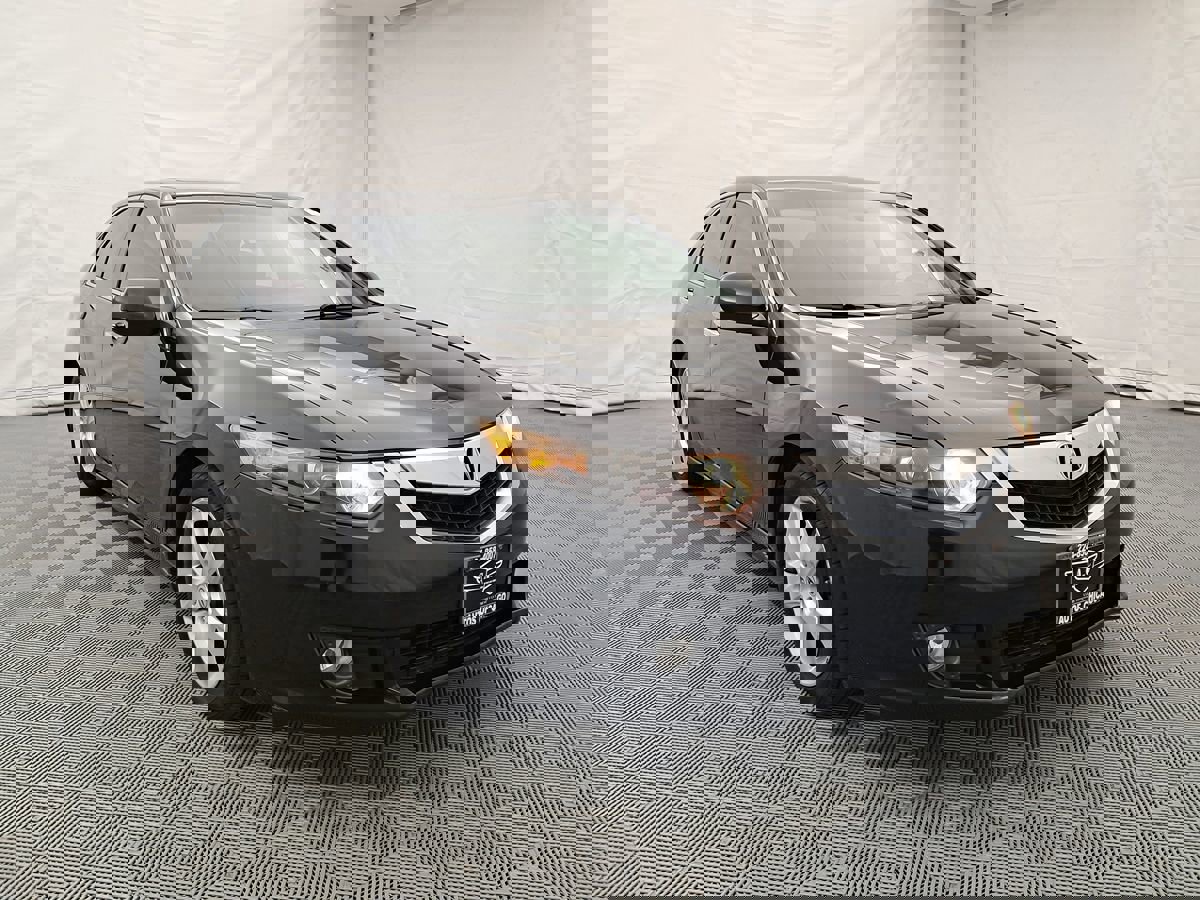 Used 2010 Acura TSX Sedan image 2
