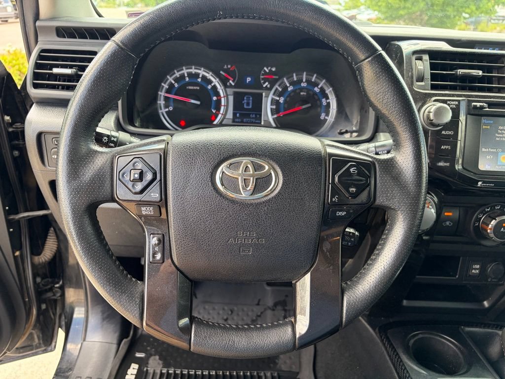 Used 2018 Toyota 4Runner TRD Off-Road Premium AWD/4WD image 28