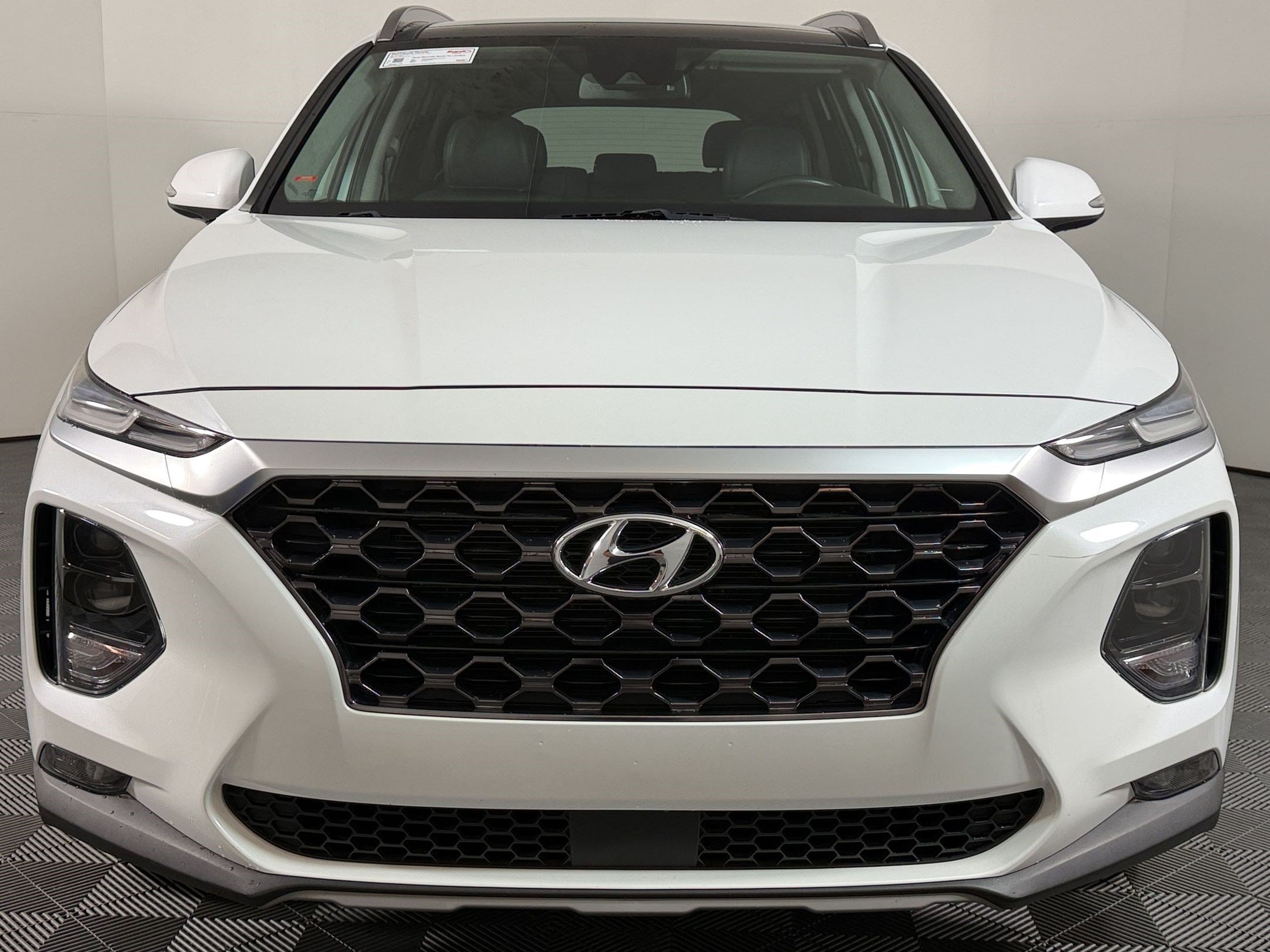 Used 2019 Hyundai Santa Fe Limited FWD image 5