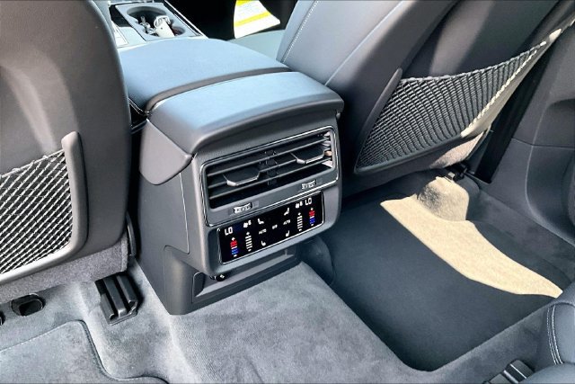 New 2026 Audi Q8 Premium Plus AWD/4WD image 25