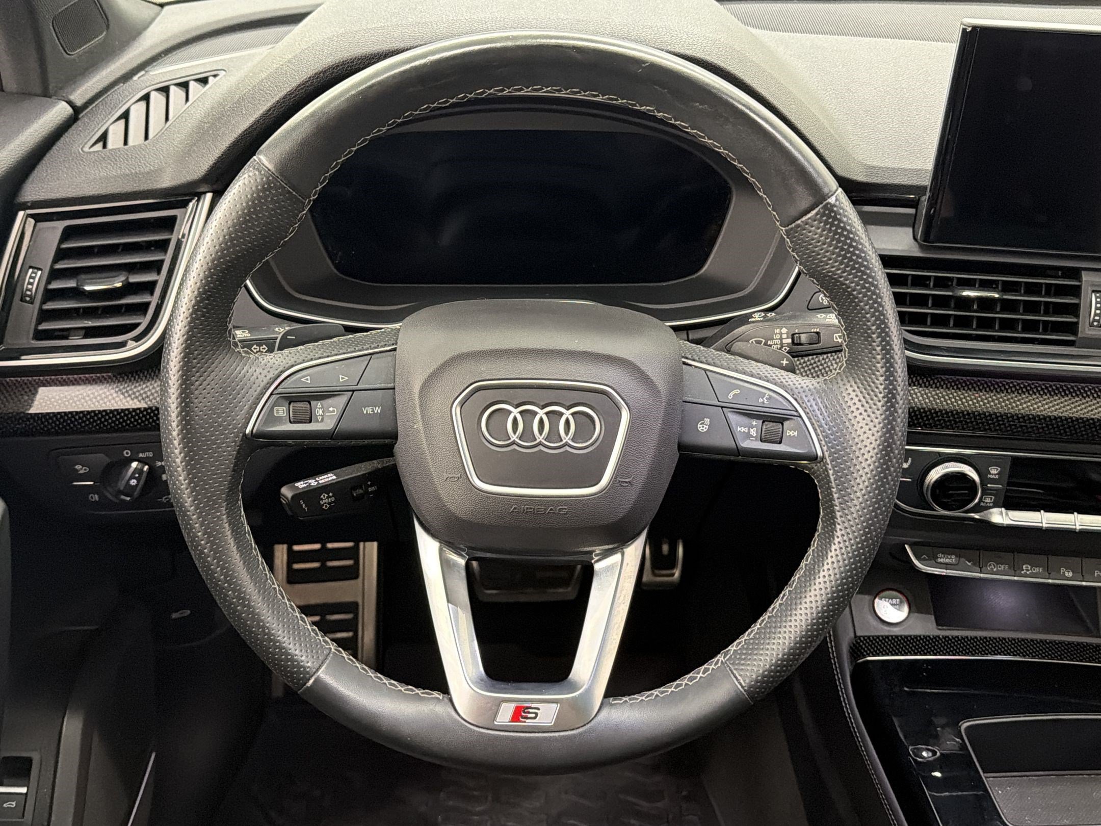 Used 2024 Audi SQ5 Prestige AWD/4WD image 11