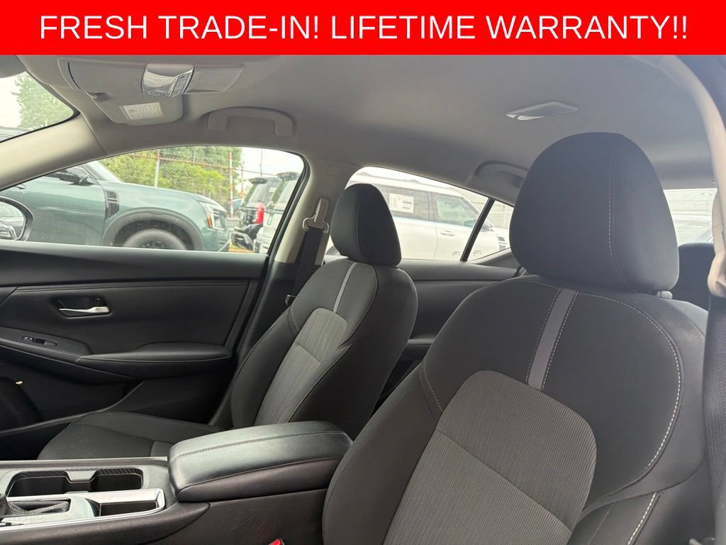 Used 2024 Nissan Sentra SV FWD image 12