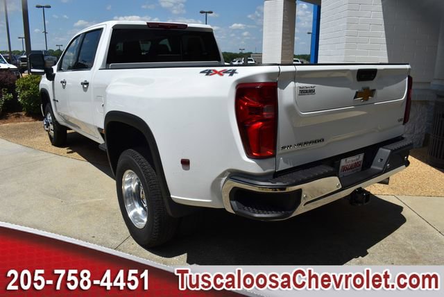 New 2026 Chevrolet Silverado 3500 LTZ w/ LTZ Plus Package AWD/4WD image 7