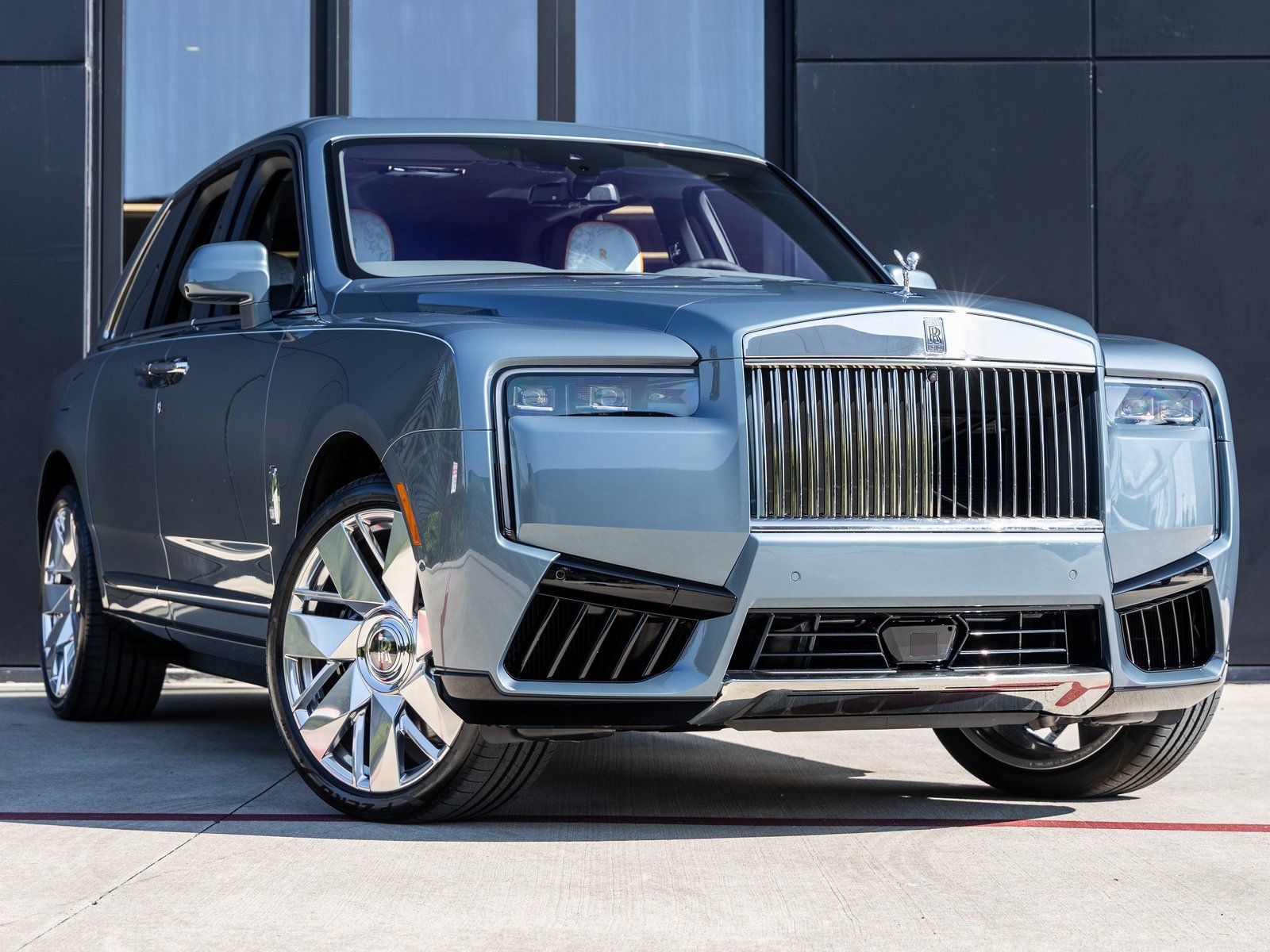 New 2026 Rolls-Royce Cullinan image 5