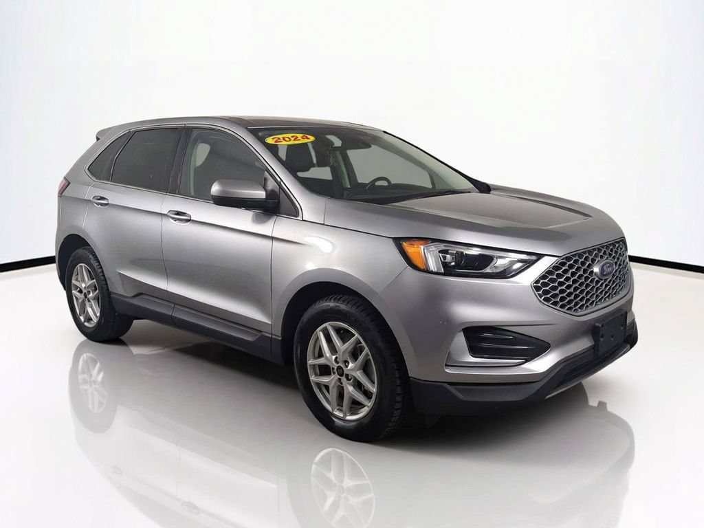 Used 2024 Ford Edge SEL AWD/4WD image 2