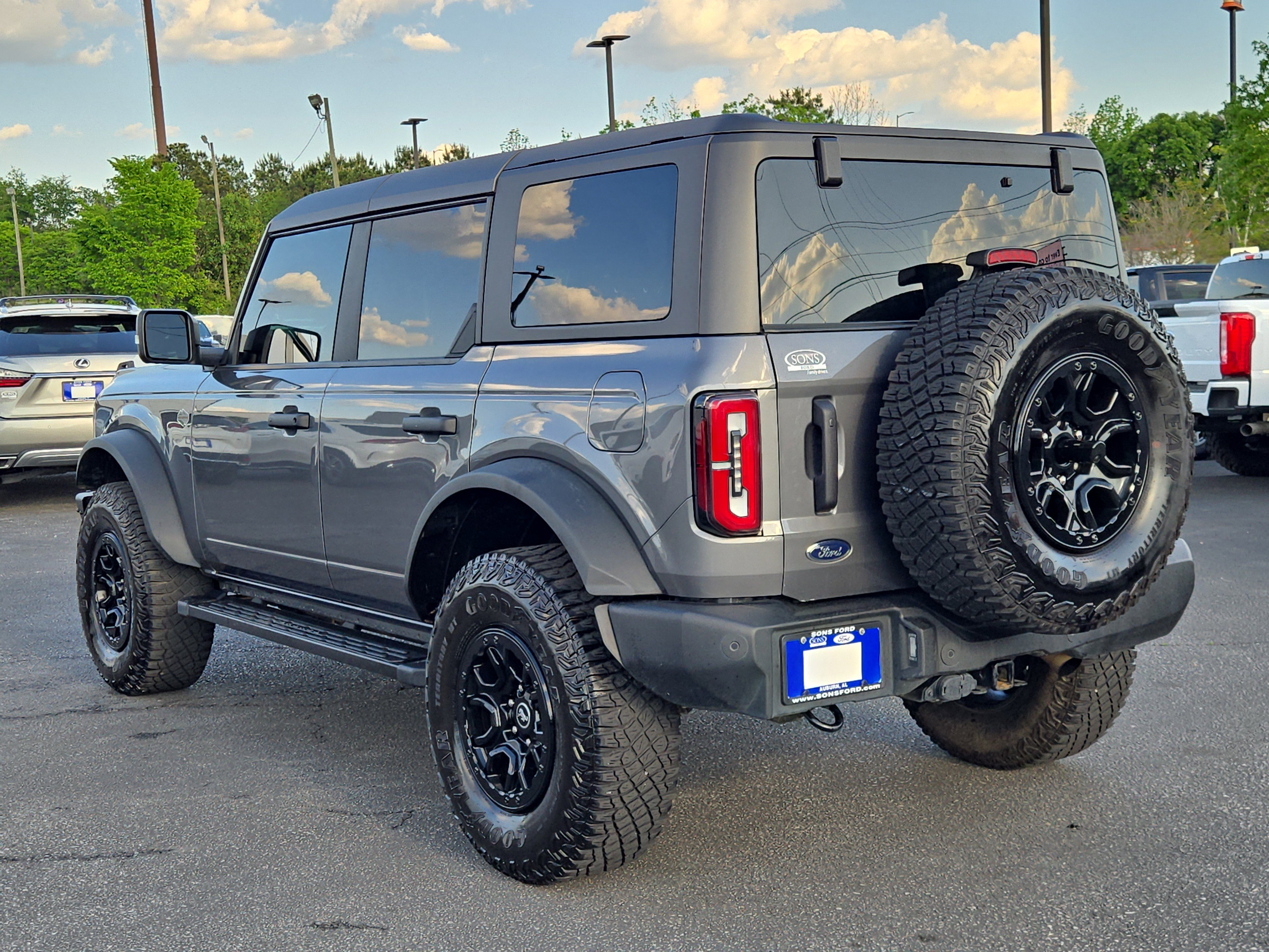 Used 2022 Ford Bronco Wildtrak image 9