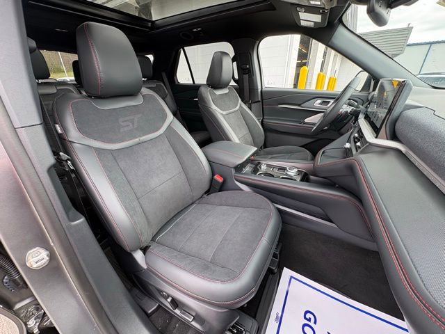 New 2026 Ford Explorer ST image 30