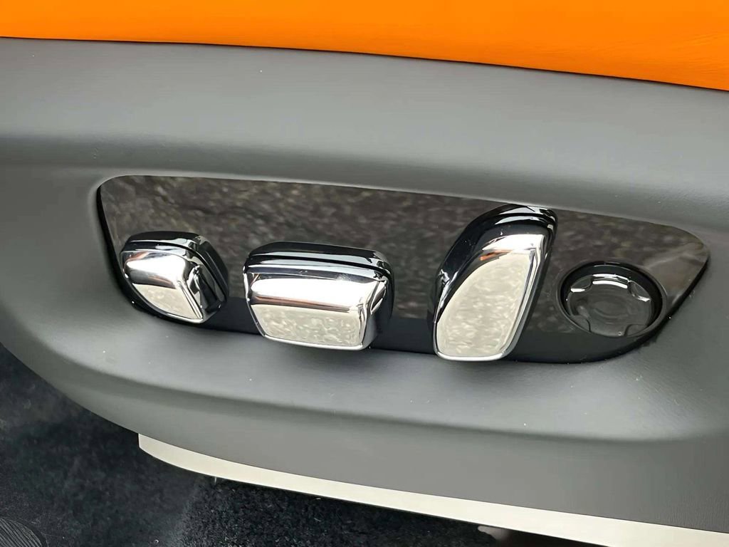 New 2026 Rolls-Royce Cullinan image 19