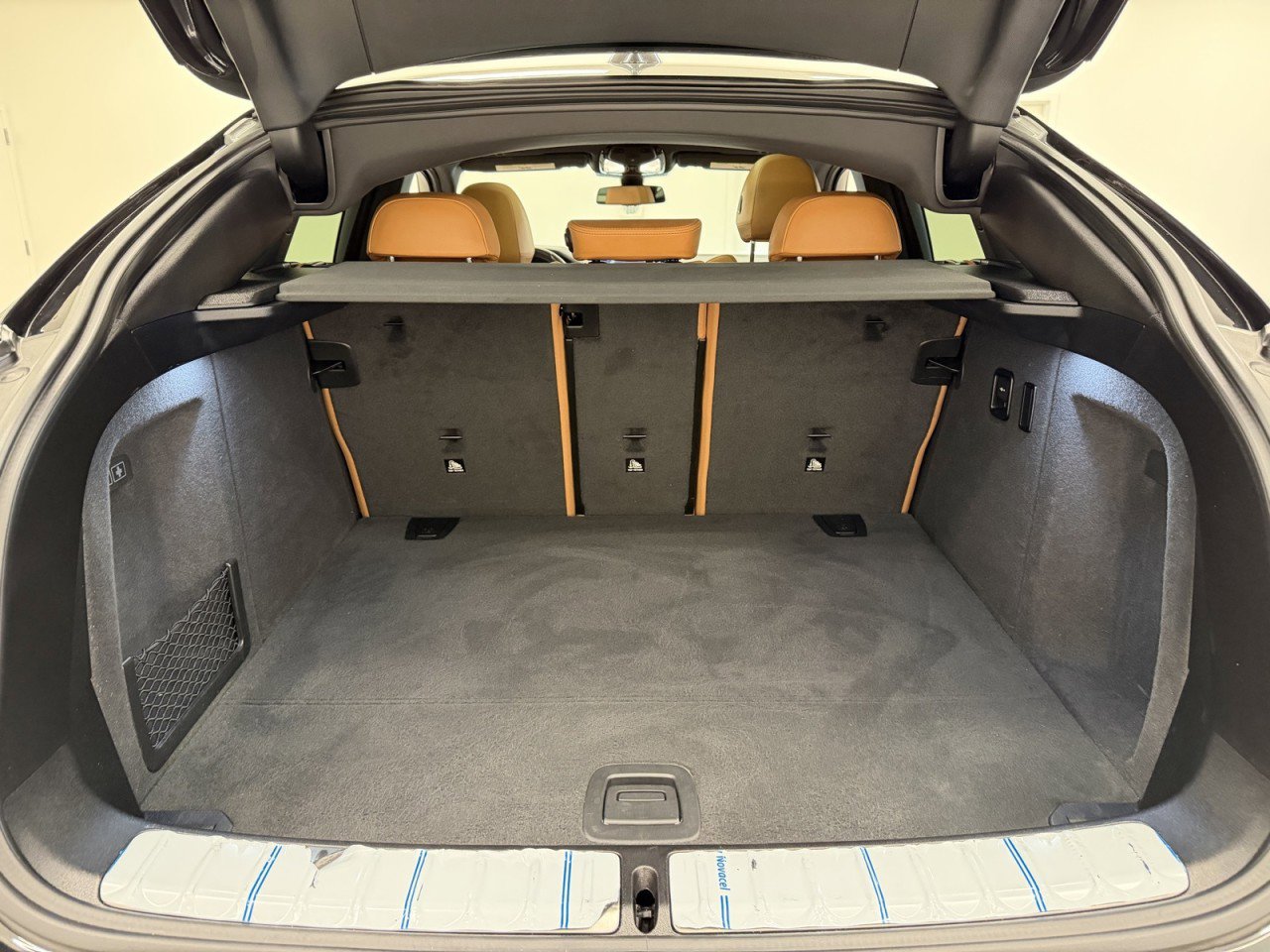 Used 2024 BMW X4 M40i w/ Premium Package image 47