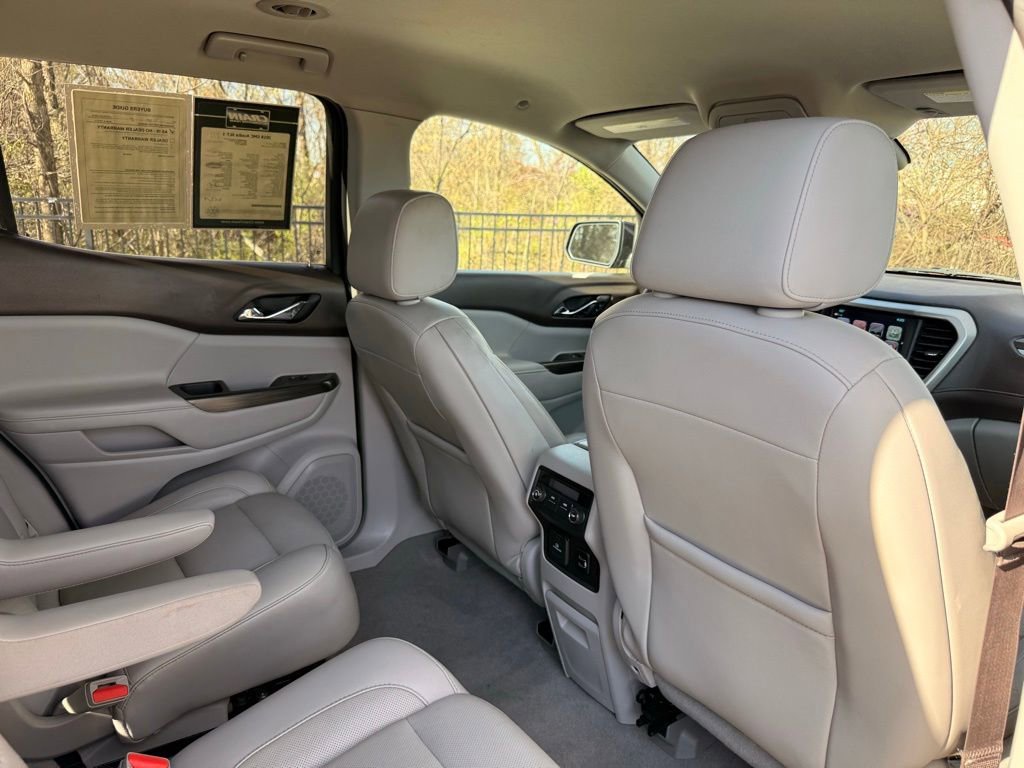 Used 2018 GMC Acadia SLT image 36