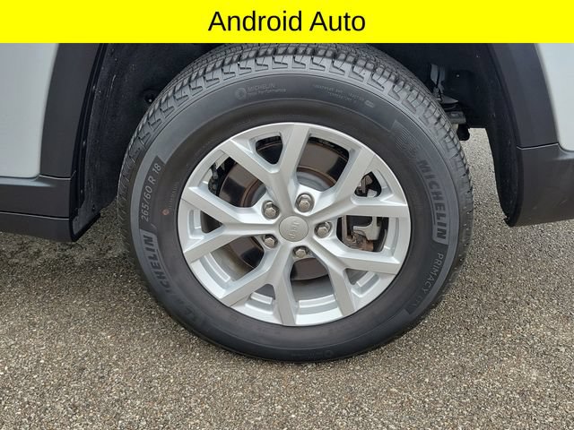 Used 2023 Jeep Grand Cherokee L Limited AWD/4WD image 7