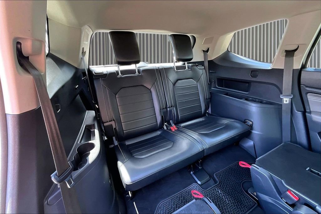 Used 2022 Volkswagen Atlas SEL Premium AWD/4WD image 29
