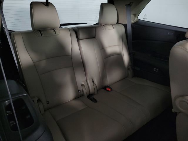 Used 2019 Honda Pilot Touring image 14