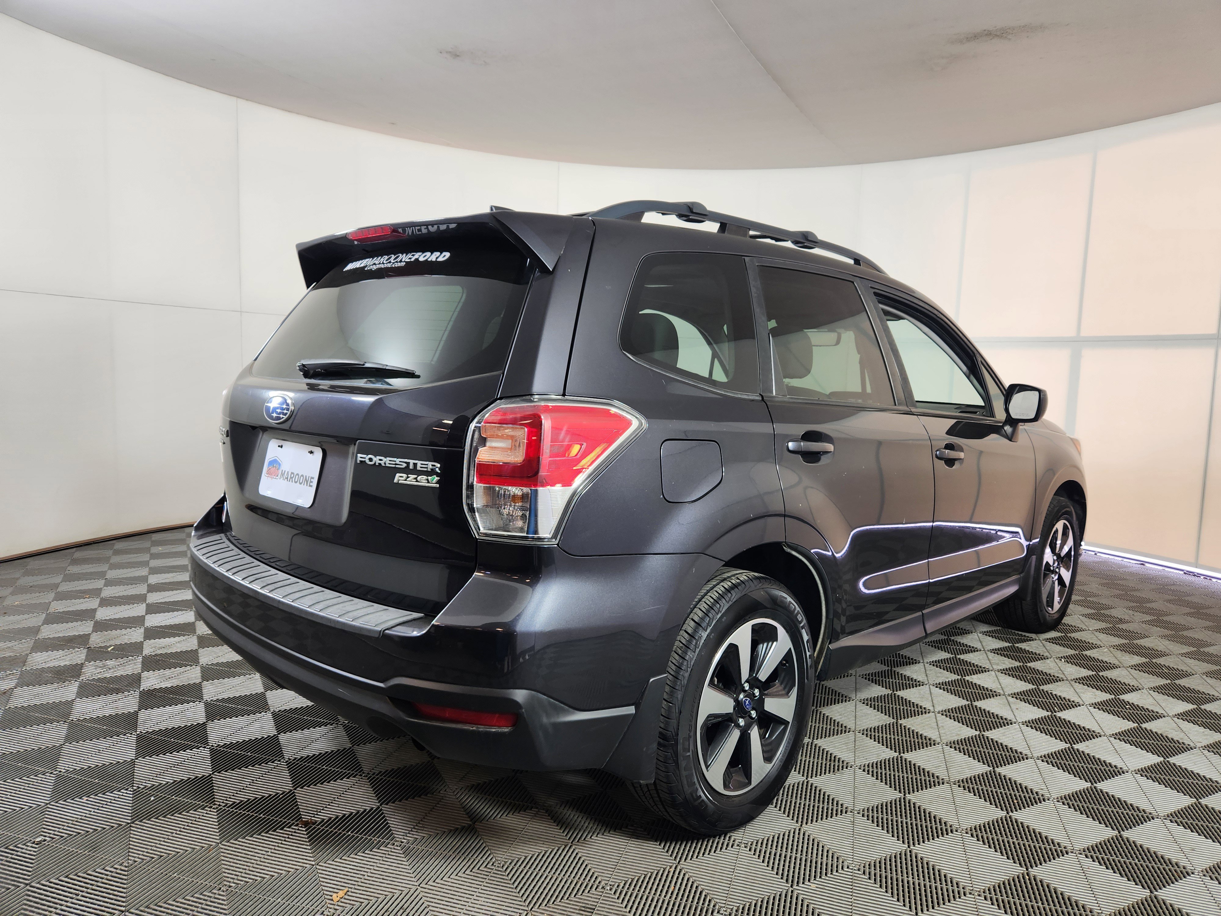 Used 2017 Subaru Forester 2.5i Premium image 7