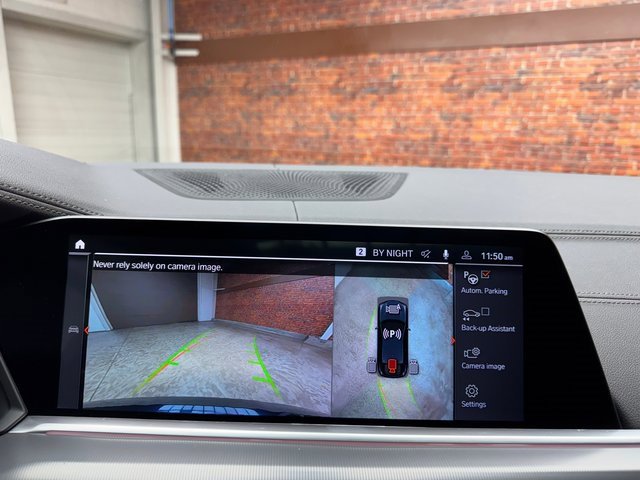 Certified 2023 BMW X6 xDrive40i w/ M Sport Package image 21