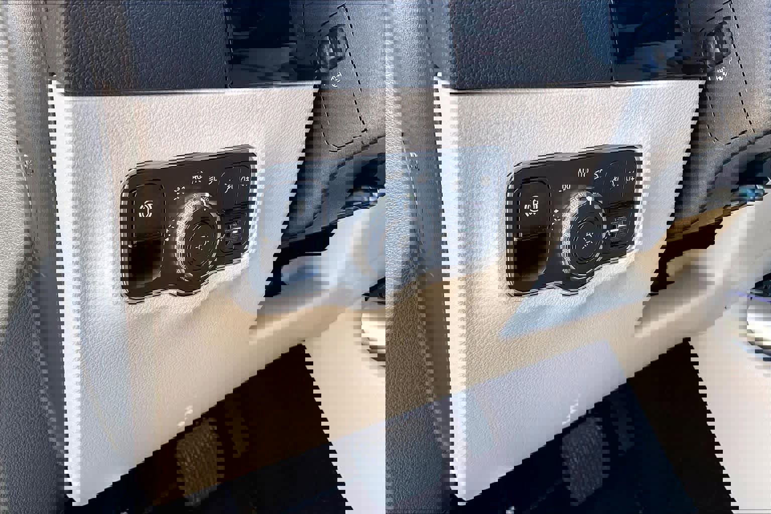 Used 2023 Mercedes-Benz GLA 250 4MATIC image 35