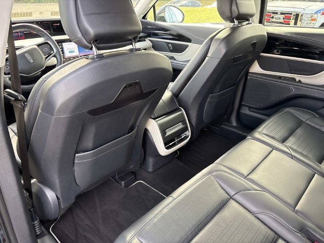 Certified 2024 Lincoln Nautilus Reserve AWD/4WD image 18