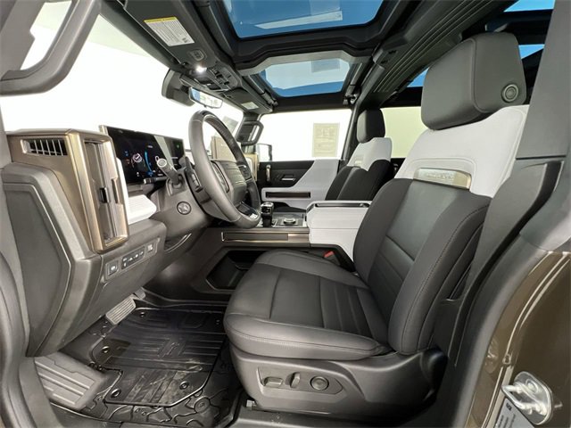 Used 2024 GMC Hummer EV 2X w/ Extreme Off-Road Package image 20