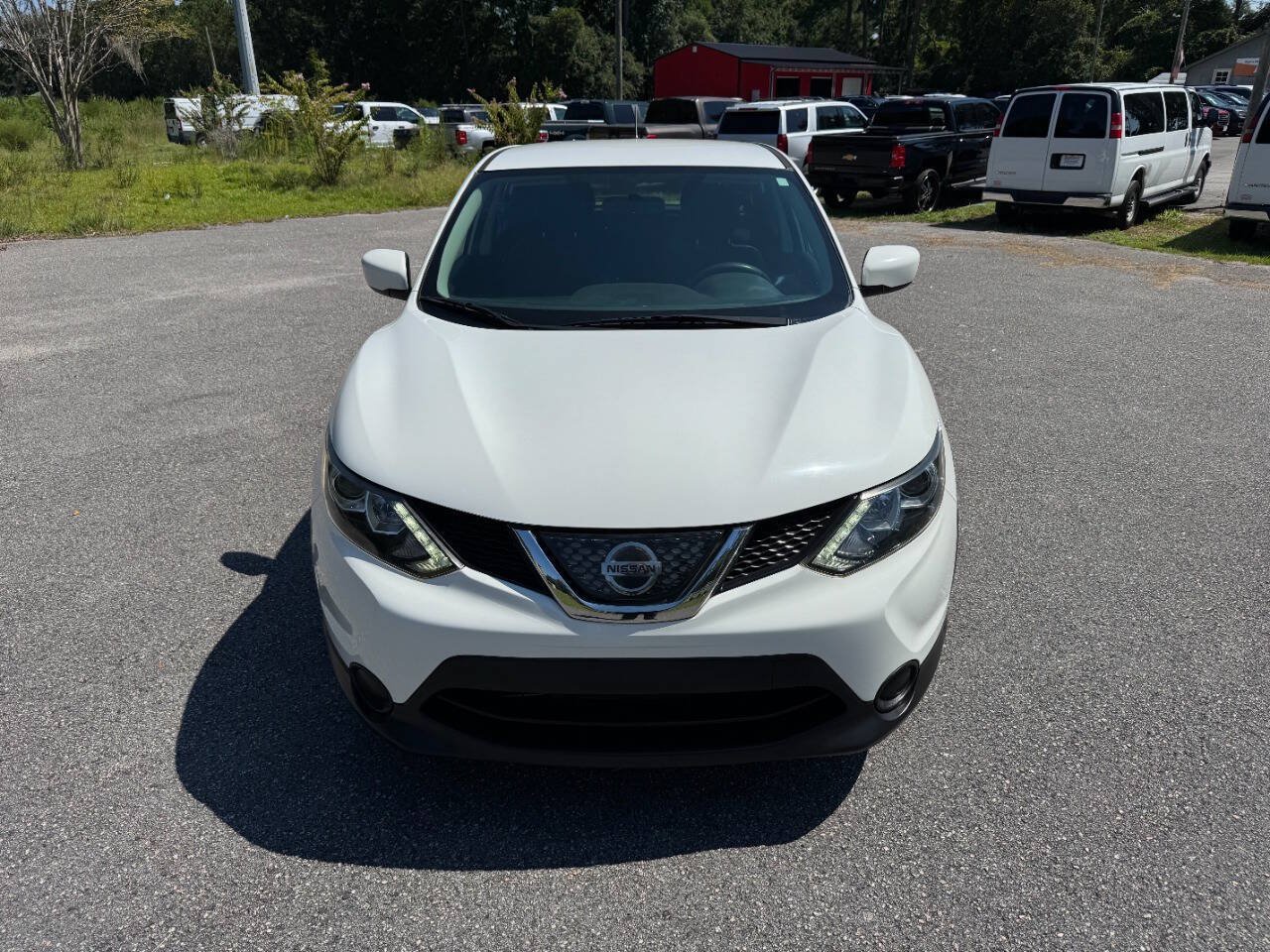 Used 2018 Nissan Rogue Sport S w/ S Appearance Package FWD image 2