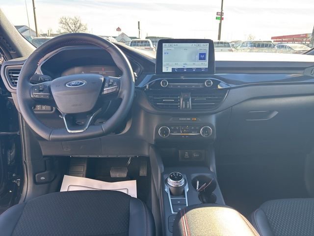 Used 2025 Ford Escape ST-Line image 14