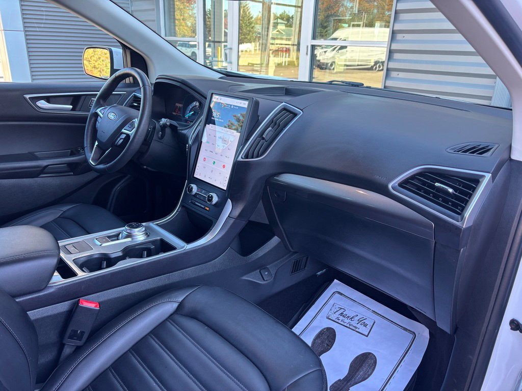 Used 2024 Ford Edge SEL w/ Convenience Package AWD/4WD image 12