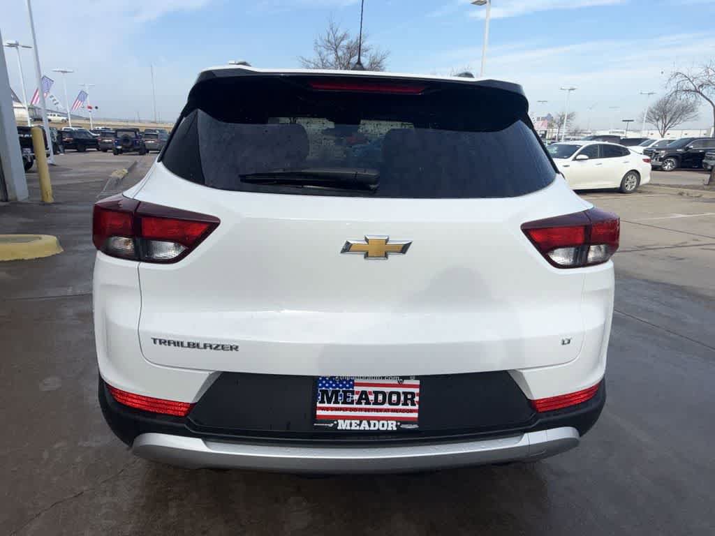 Used 2025 Chevrolet TrailBlazer LT FWD image 5