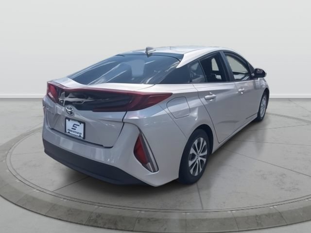 Used 2022 Toyota Prius Prime LE FWD image 7