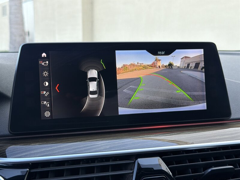 Used 2018 BMW 530i RWD image 24