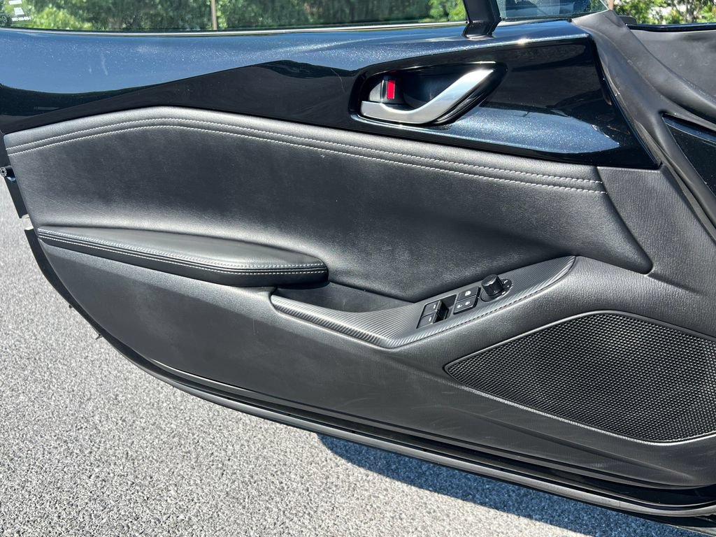 Used 2025 MAZDA MX-5 Miata RF Grand Touring RWD image 17