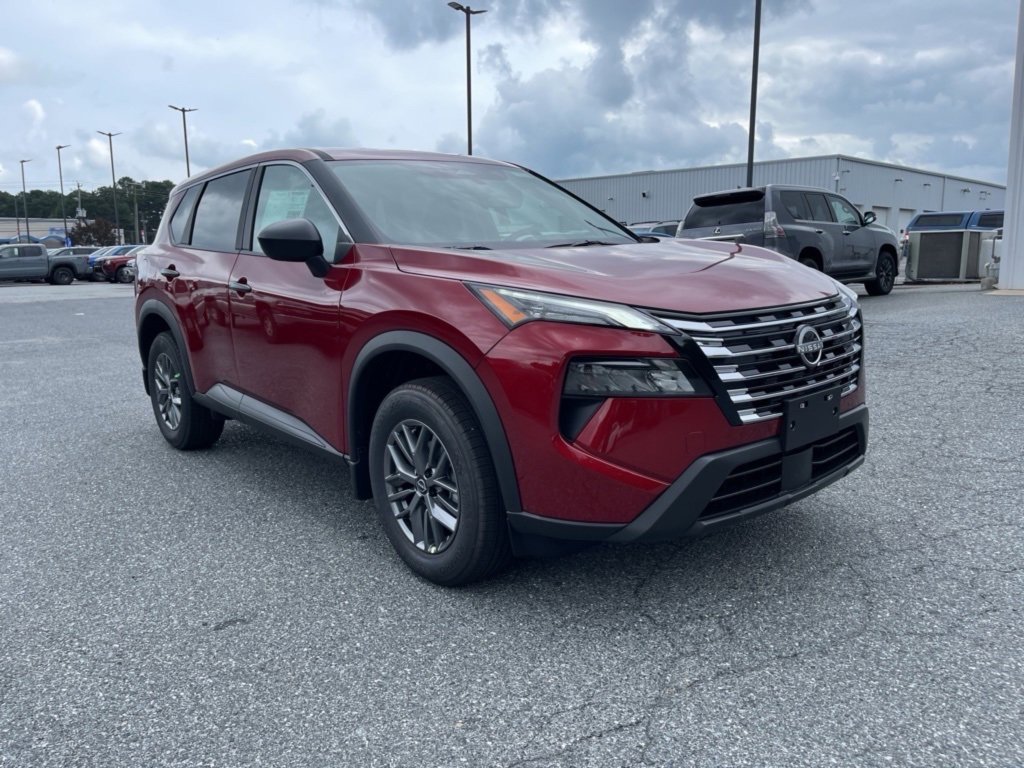 New 2026 Nissan Rogue S image 4