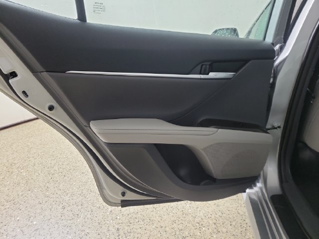 Used 2023 Toyota Camry XLE FWD image 15