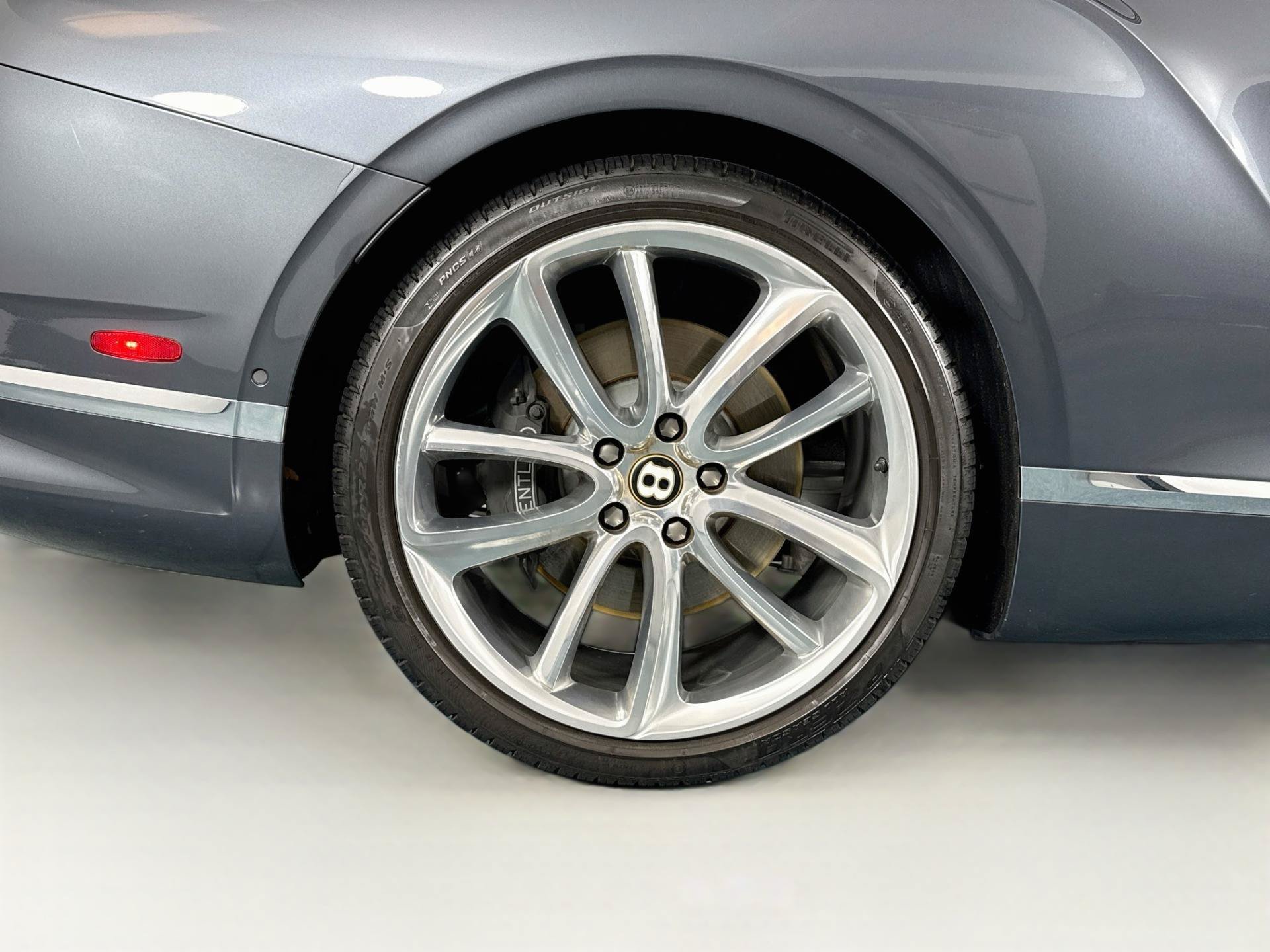 Used 2020 Bentley Continental GT V8 AWD/4WD image 54