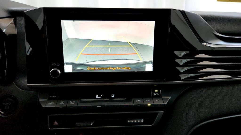 Used 2025 Toyota Camry LE FWD image 31
