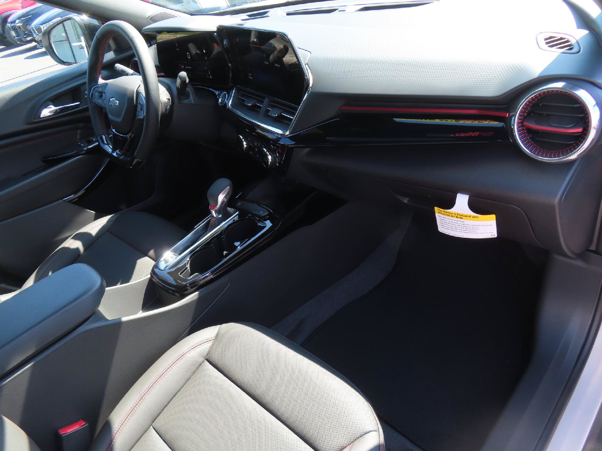New 2026 Chevrolet Trax RS w/ Sunroof Package FWD image 45